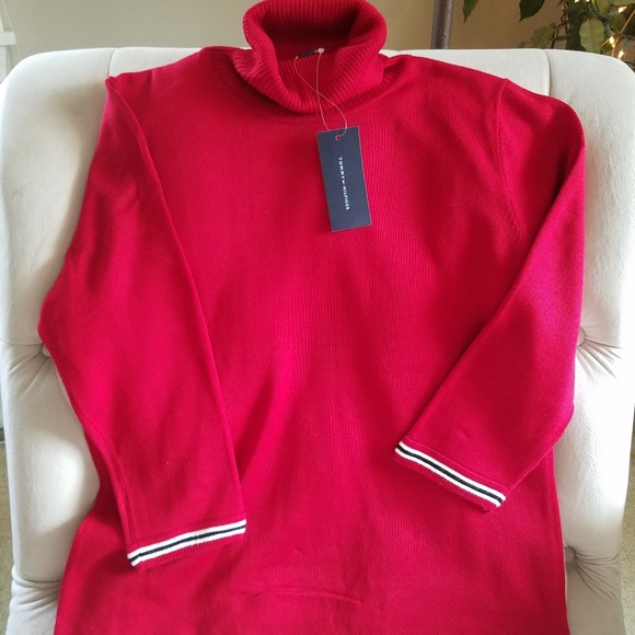 Tommy Hilfiger Tops - NEW 💯 Tommy Hilfiger Turtleneck Red/Black/White